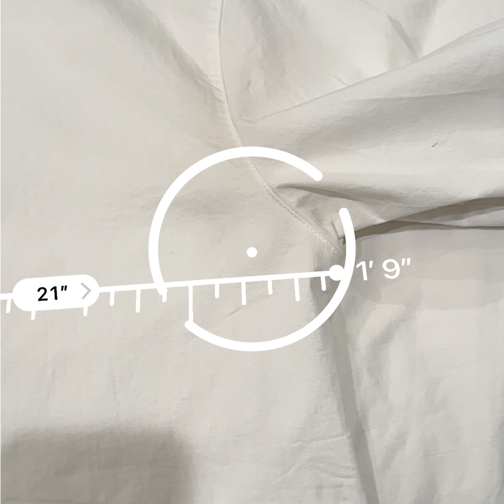 White Cropped Button-Up Shirt - Picture 4 of 4